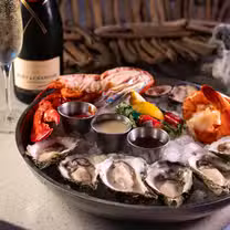 Foto von Kyle G’s Oyster and Wine Bar Restaurant