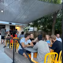 Una foto del restaurante Ghost Box Pizza
