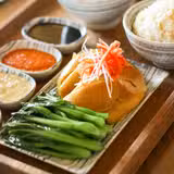 Join us for an elevated Lunch Experience. foto