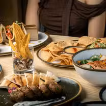 Una foto del restaurante JJ's Scratch Cocina