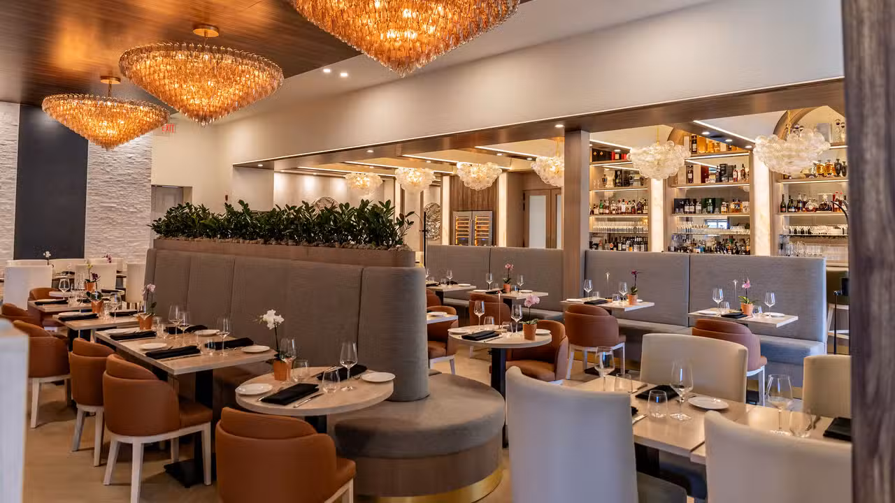 Interior - Blackshop Restaurant & Lounge, Cambridge, ON