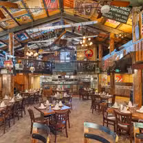 Una foto del restaurante Mangy Moose Restaurant and Saloon