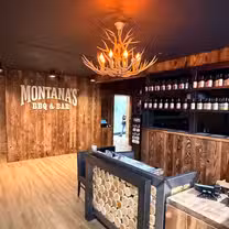 A photo of Montana's BBQ and Bar - Hinton restaurant