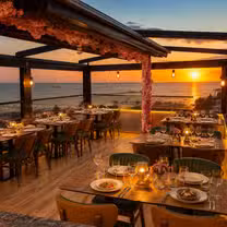 Una foto del restaurante Royal Terrace Lounge