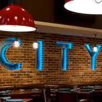 Foto von City Line Bar & Grill Restaurant