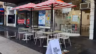 The B Town Eatery Cafeの写真