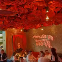 Una foto del restaurante Inclan Brutal Bar