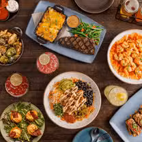Foto von Lazy Dog Restaurant & Bar - Plano Restaurant