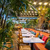 Una foto del restaurante The Ivy City Garden