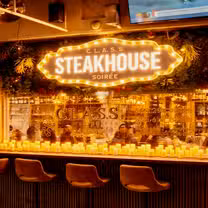 Una foto del restaurante C.L.A.S.S. Soiree Steakhouse