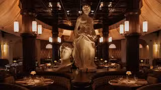 Foto von Roman God of Fire Restaurant
