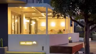 Foto von Hayl Mary Restaurant