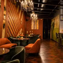 Foto von Lydia In Dupont Restaurant