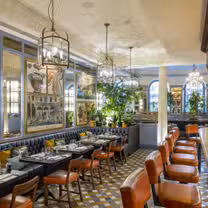 Een foto van restaurant The Ivy Bath Brasserie and Garden