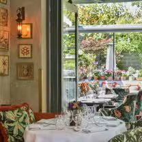 Een foto van restaurant The Ivy Marlow Garden