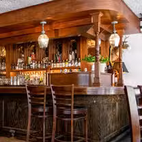 A photo of Bishop & Bagg restaurant