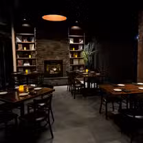 Foto von Our Table | American Bistro Restaurant