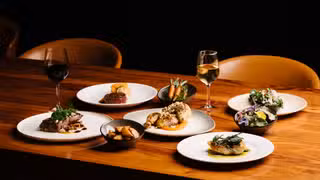 Foto von Latitude 27 Kitchen and Bar Restaurant