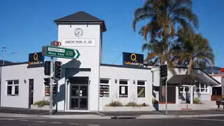 A photo of Albion Park Hotel restaurant