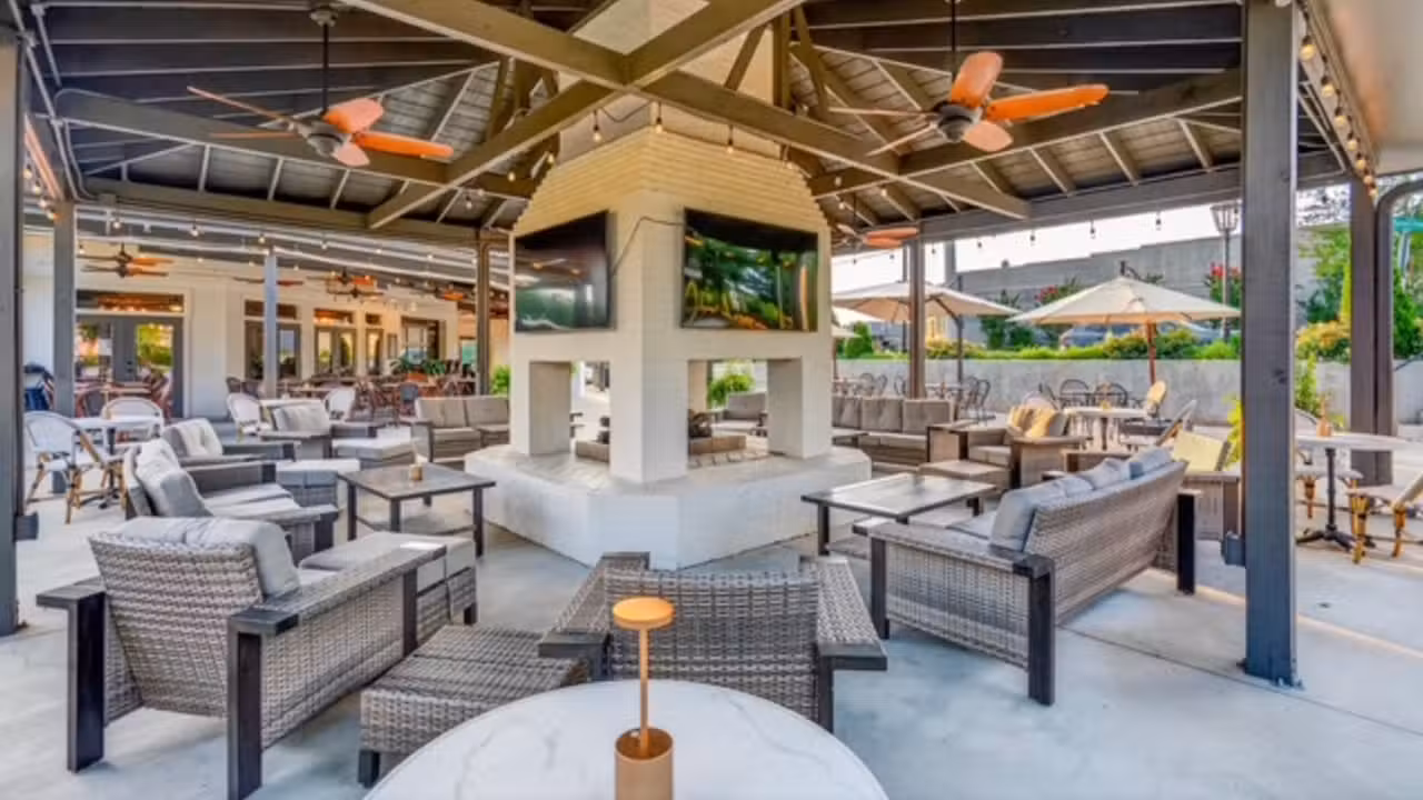 Interior - Brûlée, LaGrange, GA