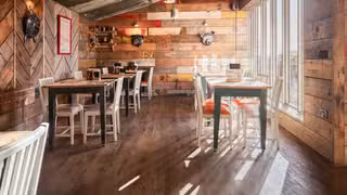 A photo of The Pigs Edgefield restaurant