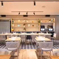 Foto von Poolhouse Kitchen and Bar Restaurant