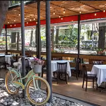 A photo of Rojo Bistrot restaurant