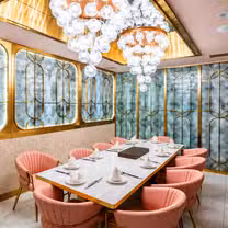 Foto von Blossom by SYC Restaurant