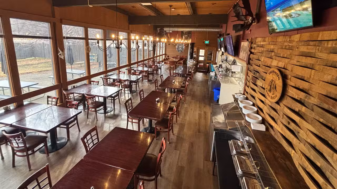 Binnenkant - Valhalla Smoke House, Kamloops, BC