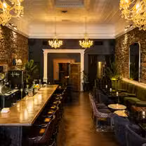 Una foto del restaurante The Saint