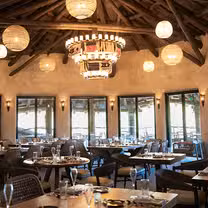 Una foto del restaurante Ona Lounge - San Diego Safari Park
