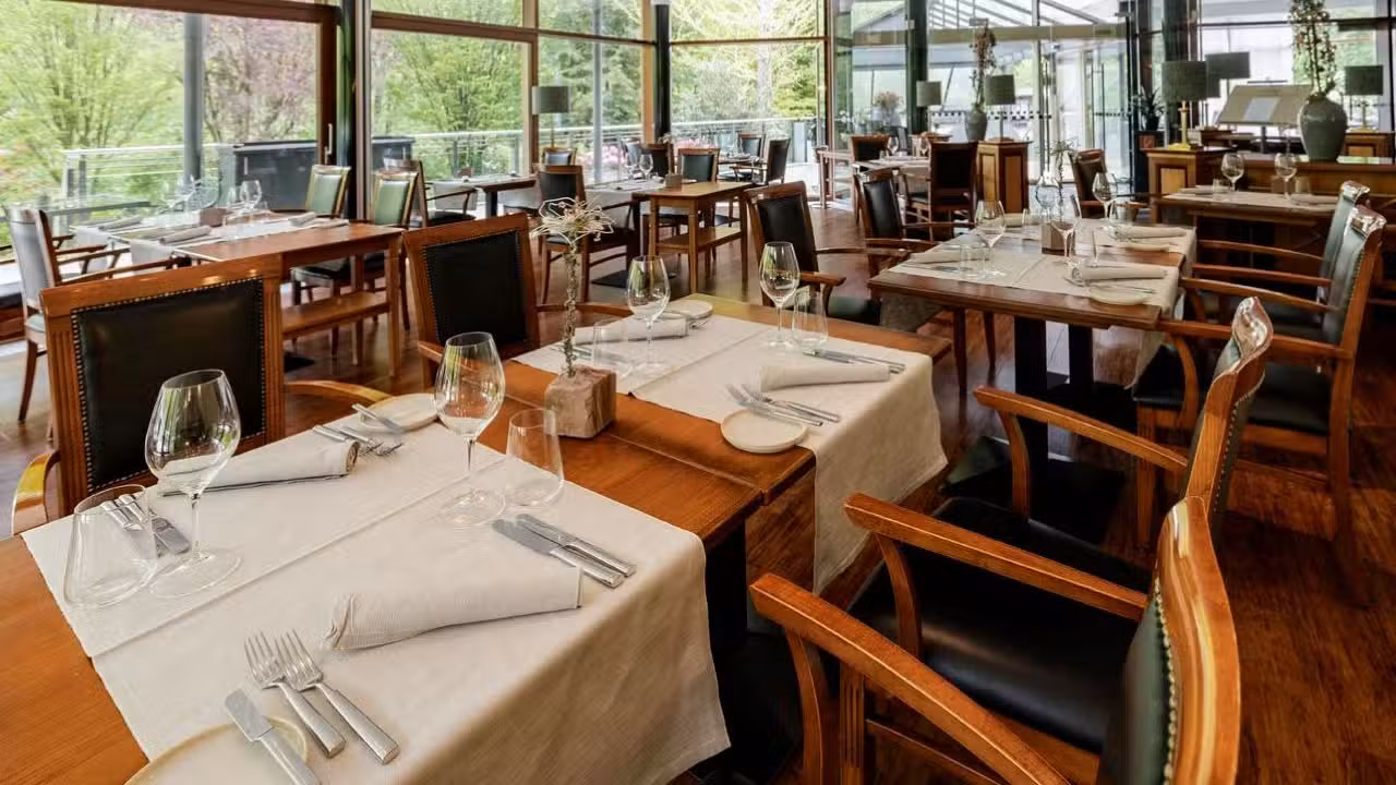 Parkrestaurant - Hotel Villa Marburg im Park BY Heigenbrücken