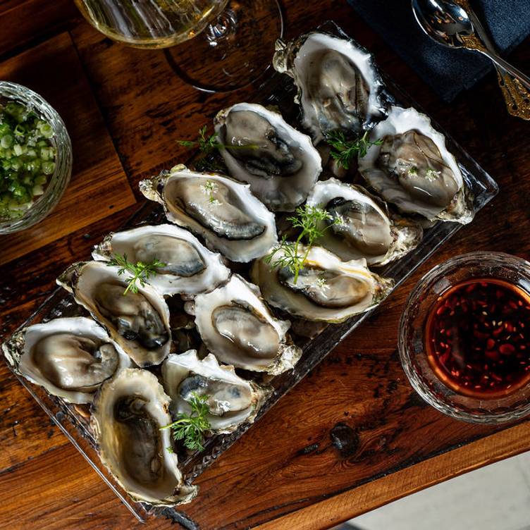 Saison Wine Bar et Salon