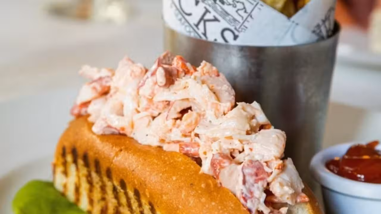 Docks Oyster Bar and Seafood Grill, New York, NY