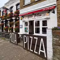 A photo of Vita Mia Pizzeria restaurant