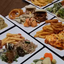 Una foto del restaurante Twin City Hotel Buffet