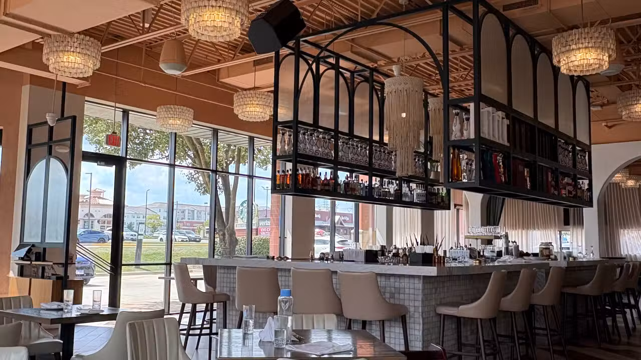 Interior - Lucia Rose, Addison, IL