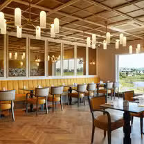Una foto del restaurante South Bar & Restaurant
