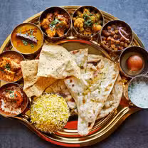 A photo of Zum Goldenen Curry restaurant