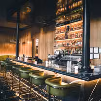 A photo of Bourbon N' Bubbles restaurant