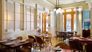 A photo of Le Monde restaurant