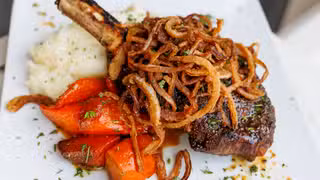 Una foto del restaurante Rick's on Main
