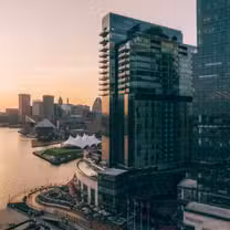 Una foto del restaurante Splash Pool Bar & Grill at Four Seasons Hotel Baltimore