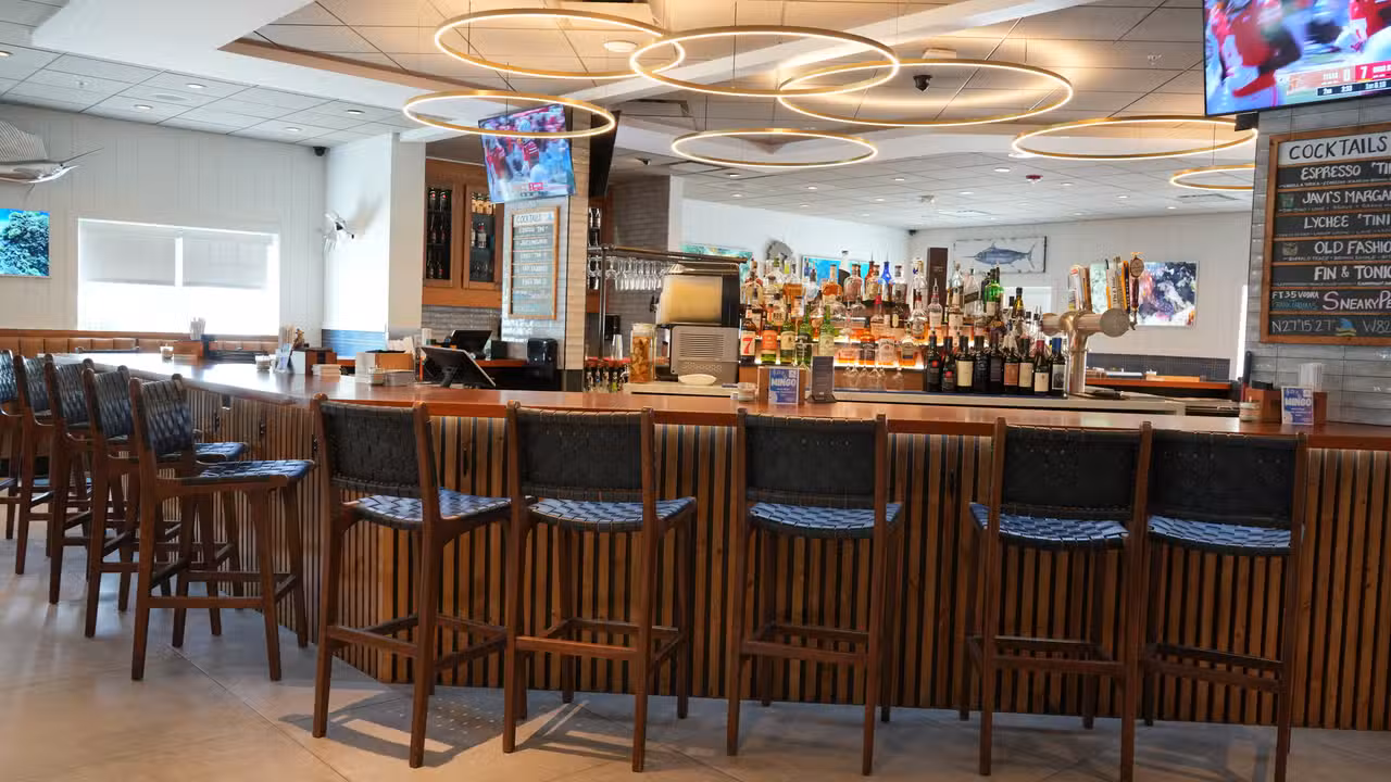 Binnenkant - Fin & Tonic - Sarasota, Sarasota, FL