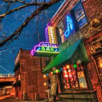 Una foto del restaurante Broadway Oyster Bar