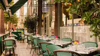 Una foto del restaurante The Ivy Brasserie, Belfast