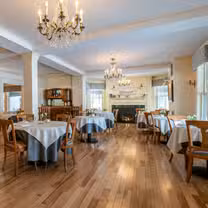 Una foto del restaurante 1869 Room at The Wentworth