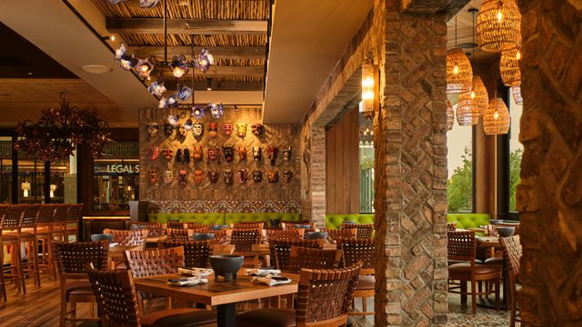 Legal Sea Foods - Burlington Mall | Restaurants In Burlington