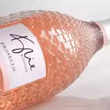 Sunset Hour With Kylie Minogue Wines foto