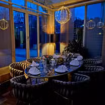 A photo of Bridge 32 Restaurant & Bar restaurant